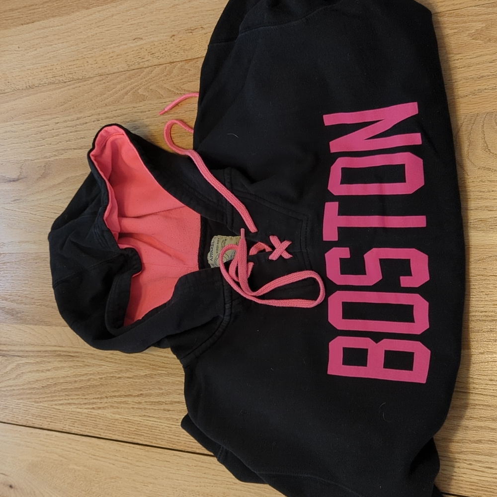 Large sweatshirt with Boston in pink